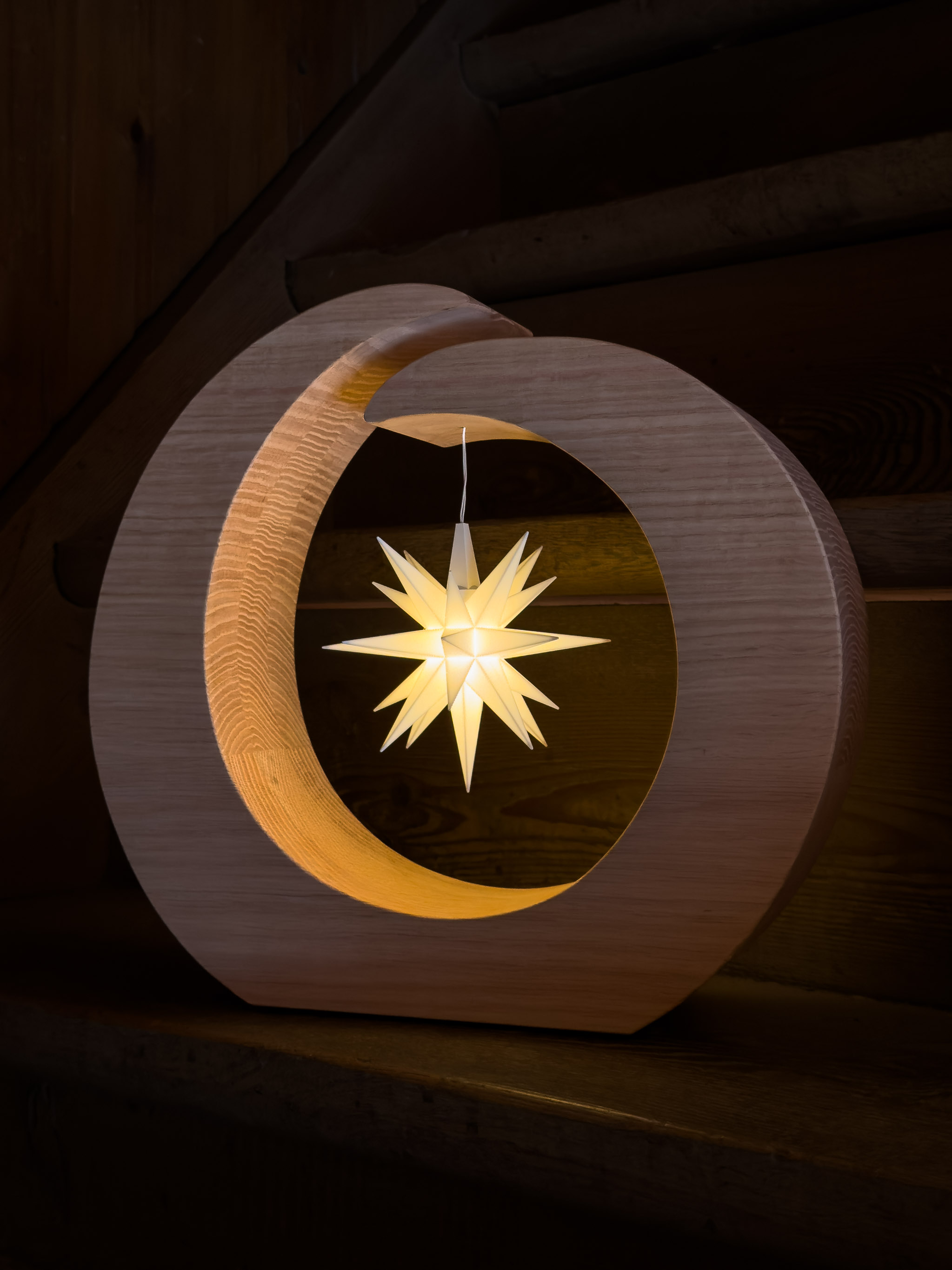 Holzring mit Original Herrnhuter Stern A1e